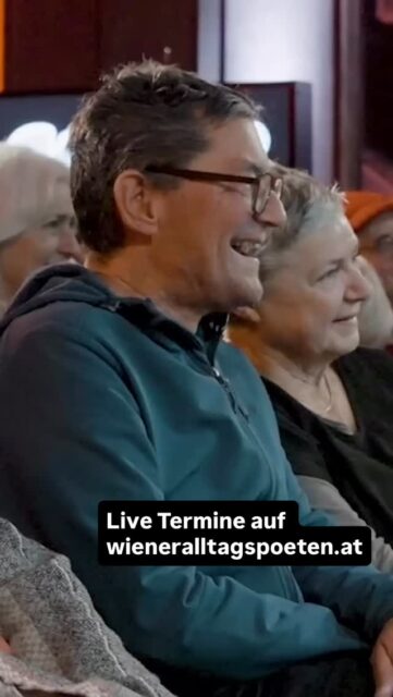 Wiener Alltagspoet bei den Pratersternen und bald auf einer Bühne in eurer Nähe. Neben etlichen Zitaten wie diesen erzählt er auch, weshalb er fast ein Jahr ins Gefängnis musste, weil er jemanden geduzt hat und warum er nur in Graz auf der Straße erkannt wire @orf @on.orf.at Termine auf www.wieneralltagspoeten.at