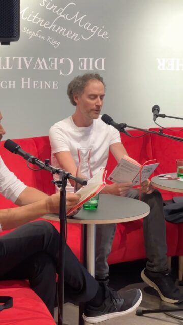 Leiwand wars bei der Erstpräsentatiom im @morawabuch